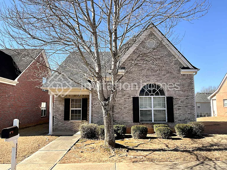 132 Addy Ln — Photo 1
