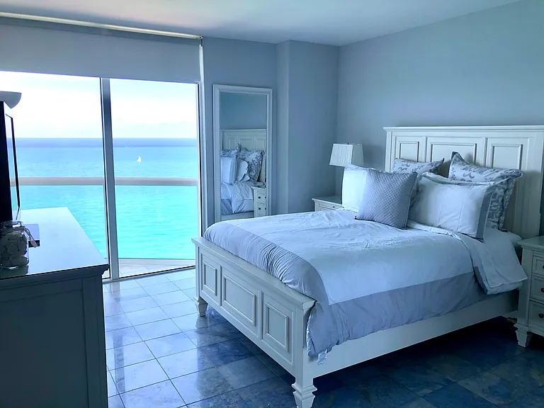 6365 Collins Ave #3604 — Photo 8