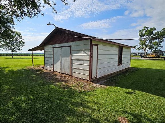 3rd image of 2580 Highway 451