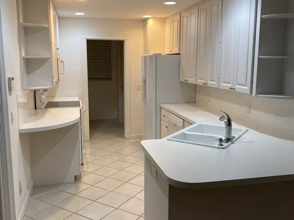 1947 Tigris Dr, West Palm Beach, FL 33411