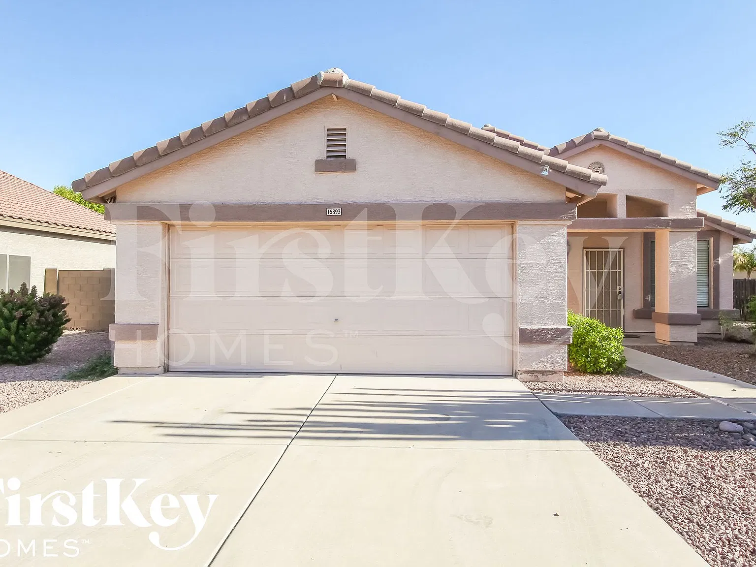 3 bed, 2.0 bath, 1600 sqft, $1,860 — Photo 1