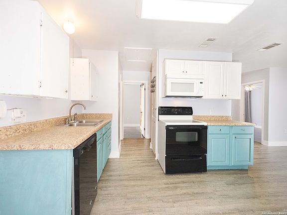 4th image of 122 Karm Street