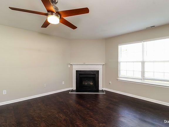 4th image of 163 Forest Glade Rd