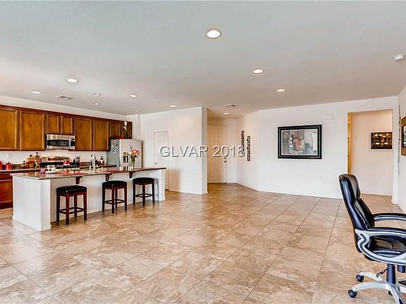 4th image of 3724 Via Corso Ave