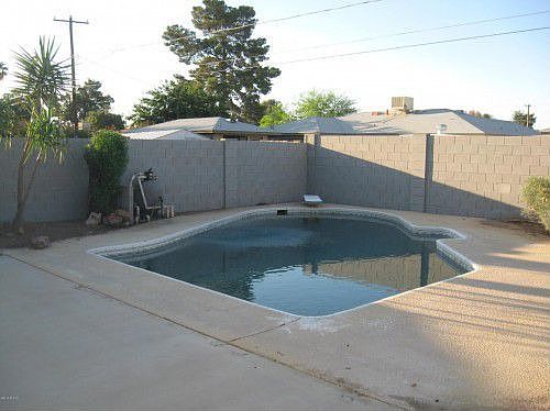4th image of 6643 E Holly St