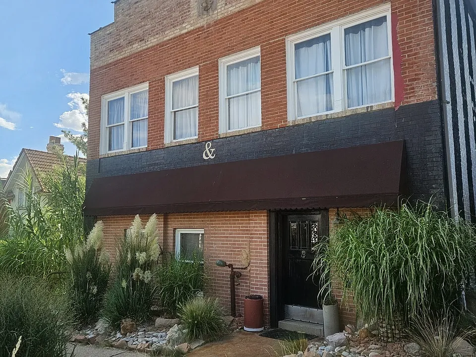 285 J St #5