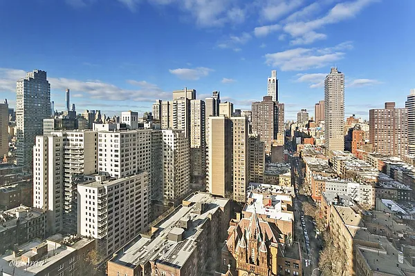 Sold by Corcoran | media 3