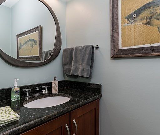 5th image of 10 Heron Cir #B