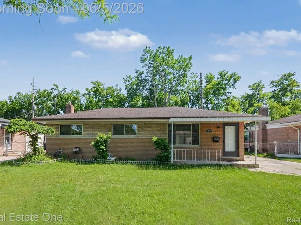2510 Lincoln Dr, Warren, MI 48092