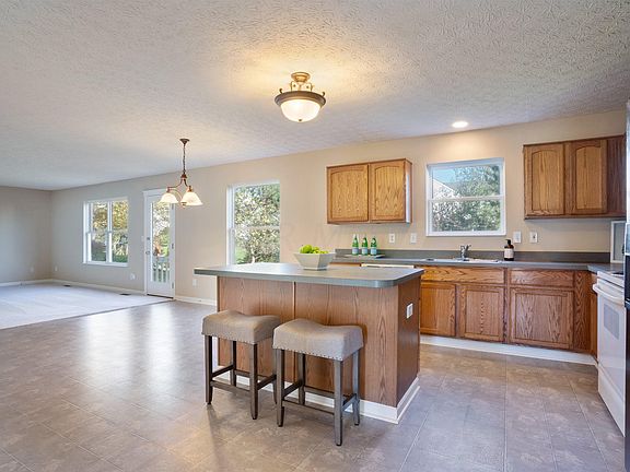 5th image of 4516 Redwood Vine Dr