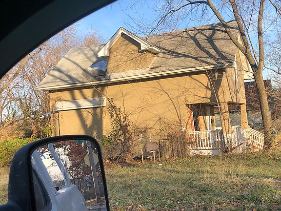 3rd image of 2102 E 42nd St