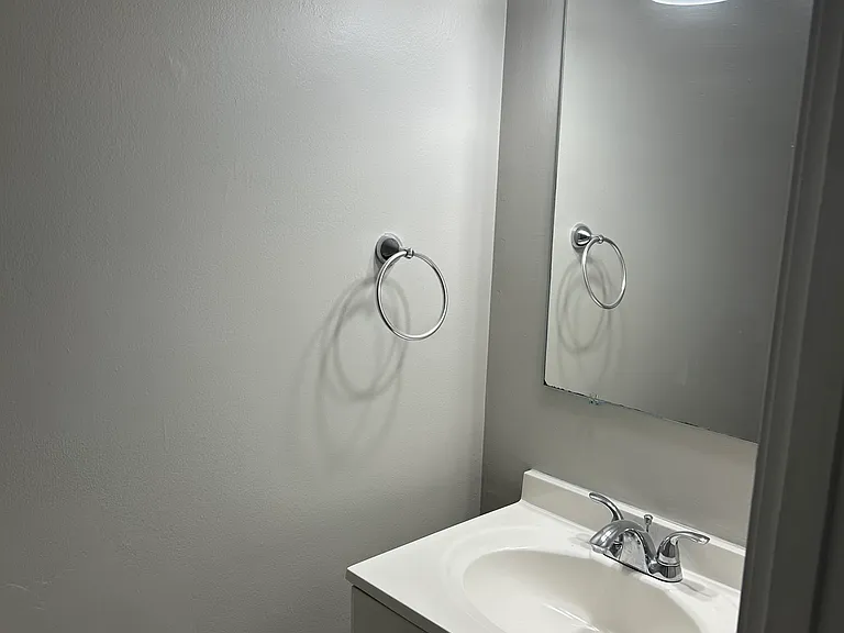Powder room.