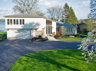 291 Lakeshore Dr, Battle Creek, MI 49015