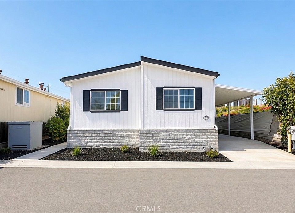 1st image of 1638 Calavo Rd Space 63