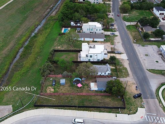 4th image of 2055 Canada Dr