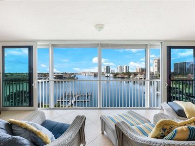 250 Park Shore DR #403, Naples, FL, 34103