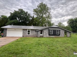 1534 104th St NW, Grove, OK 74344