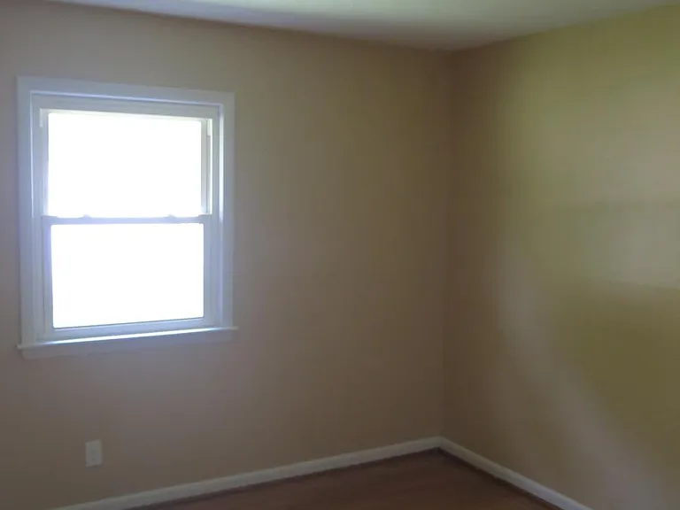 318 Lansdowne Rd — Photo 11