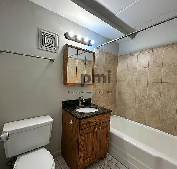 105 Harrington Ave #2 — Photo 8
