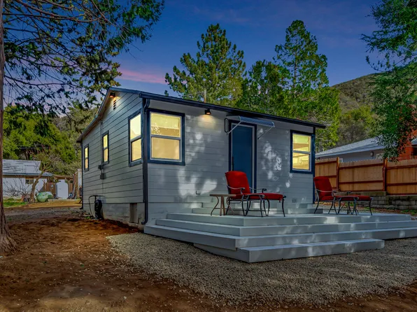 15117 Calle Los Elegantes, Saugus, CA 91390