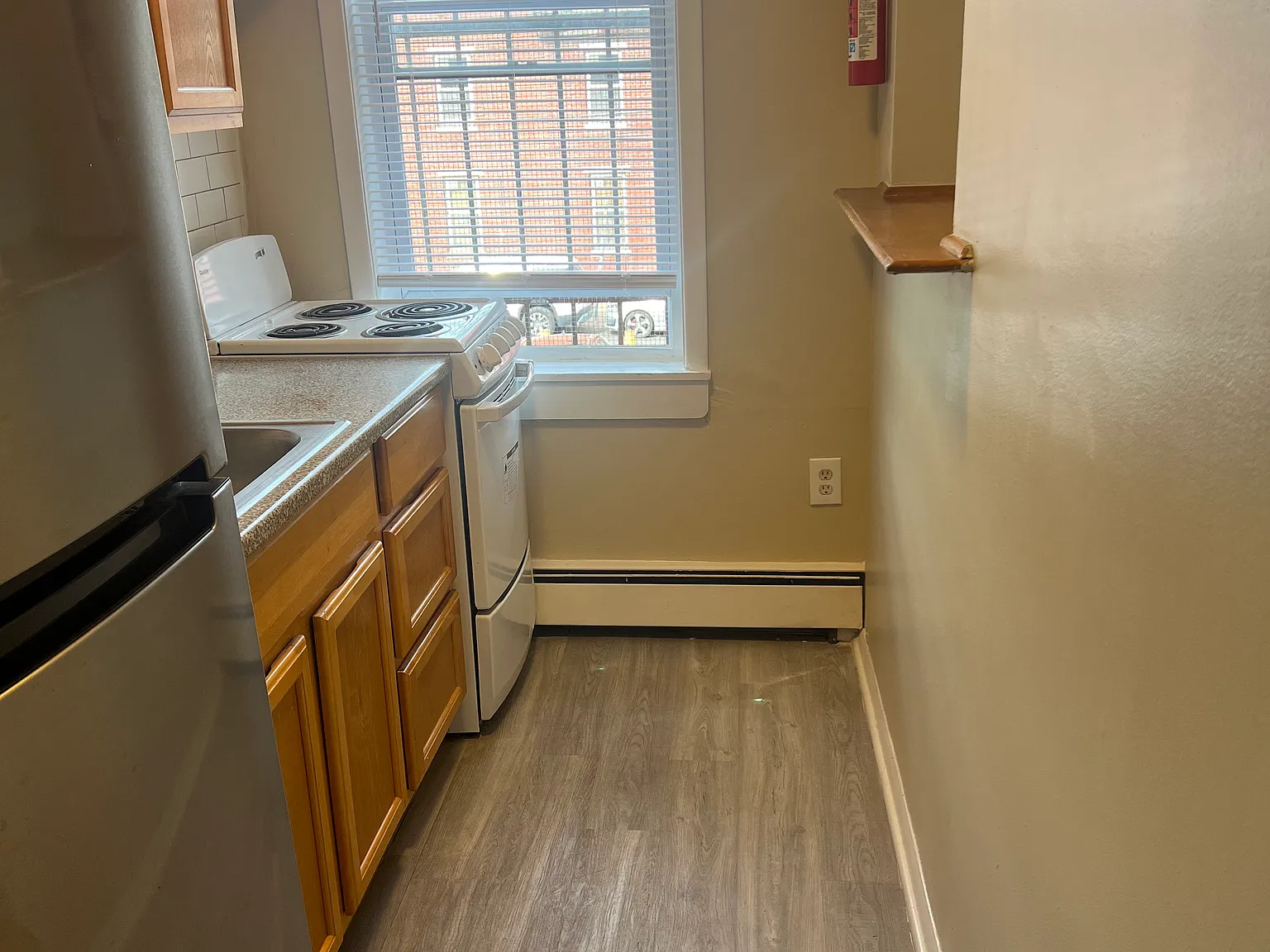 1 bed, 800 sqft, $1,350 — Photo 4
