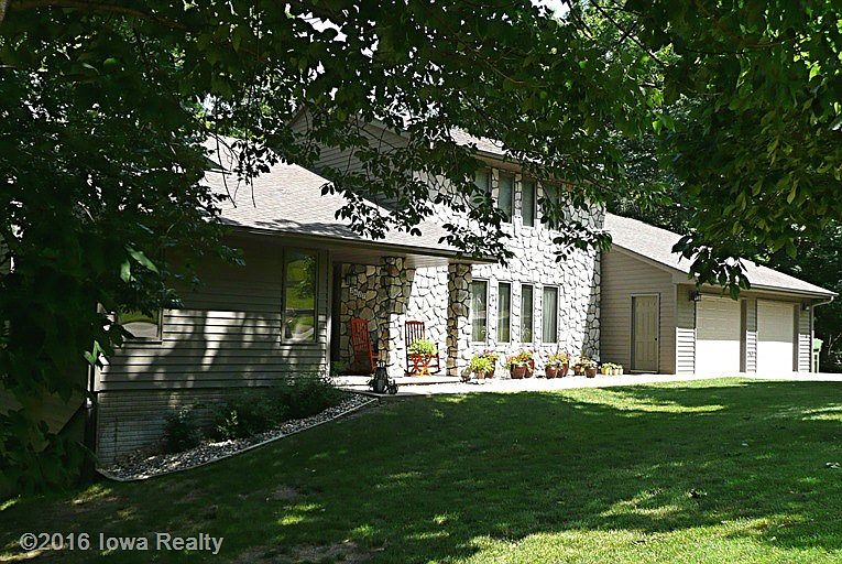 1st image of 2617 Forest Dr