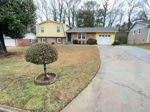 3960 Emerald North Dr, Decatur, GA 30035