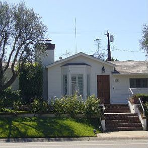 1st image of 1011 Cliff Dr