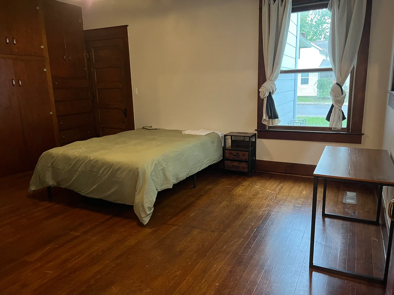 Bedroom A (furnished)