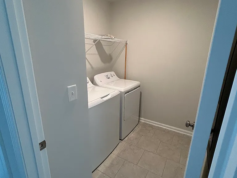 103 Bedivere Ln — Photo 11