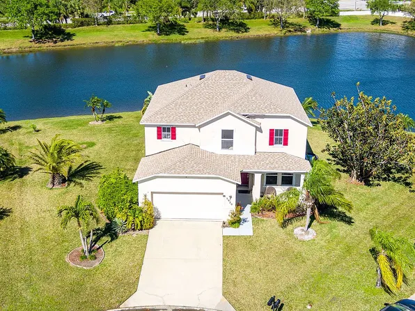 5920 Carriage Lake Ct, Vero Beach, FL 32968
