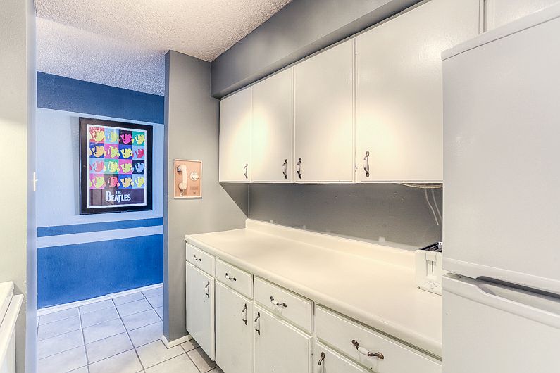 1st image of 1020 15th St APT 12C