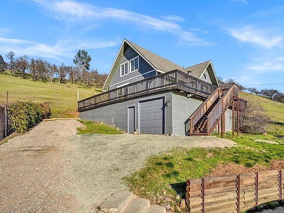 5th image of 18318 Hidden Valley Road