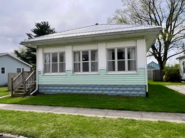 205 W South St, Argos, IN 46501