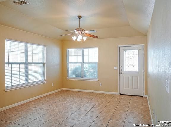 3rd image of 1037 Misty Acres Dr