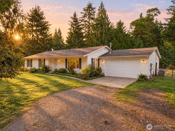 1011 E Sunset Hill Road, Shelton, WA 98584