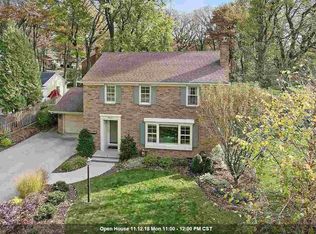 2637 Beaumont St, Green Bay, WI 54301