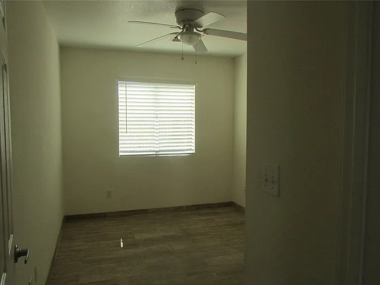 548 Ramar Rd — Photo 6