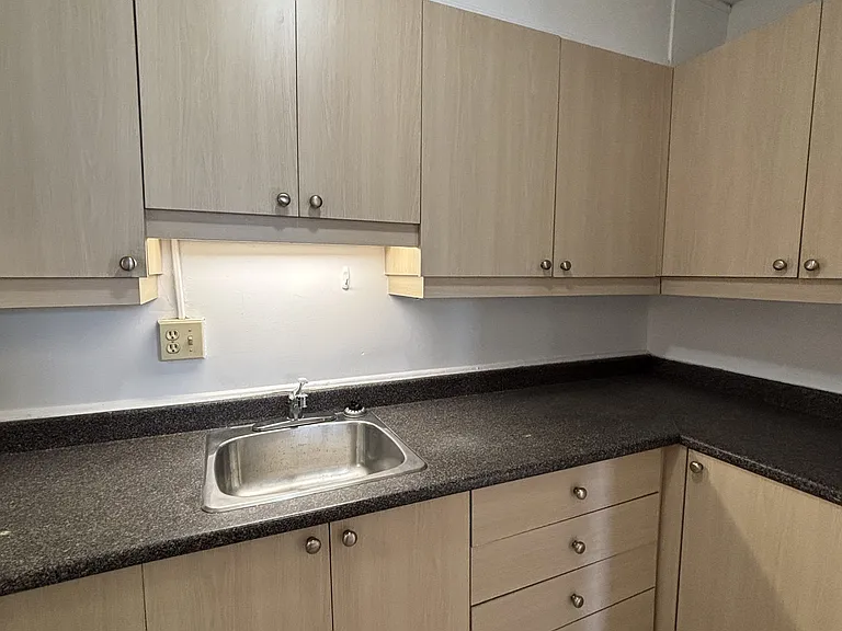 263 Maclaren St #307 — Photo 11