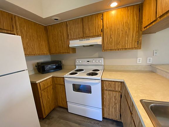 4th image of 520/522 SE 24th Ave
