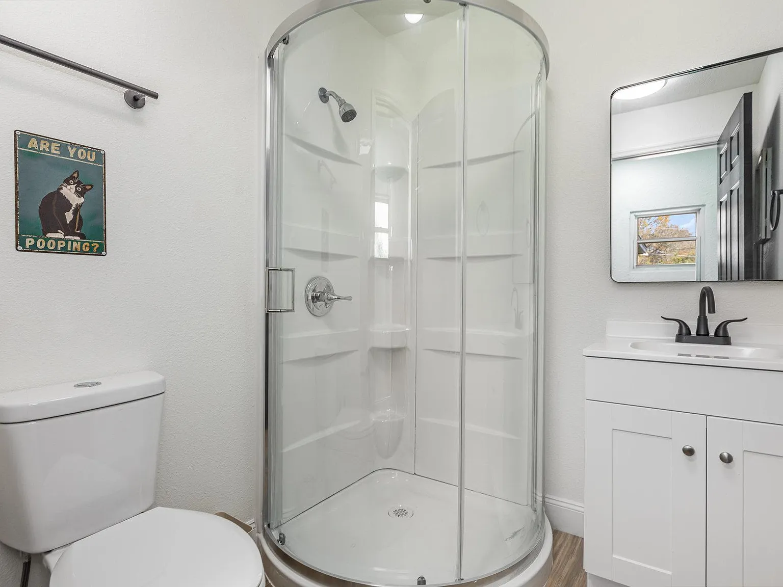 4 bed, 2.0 bath, 1635 sqft, $905 — Photo 3