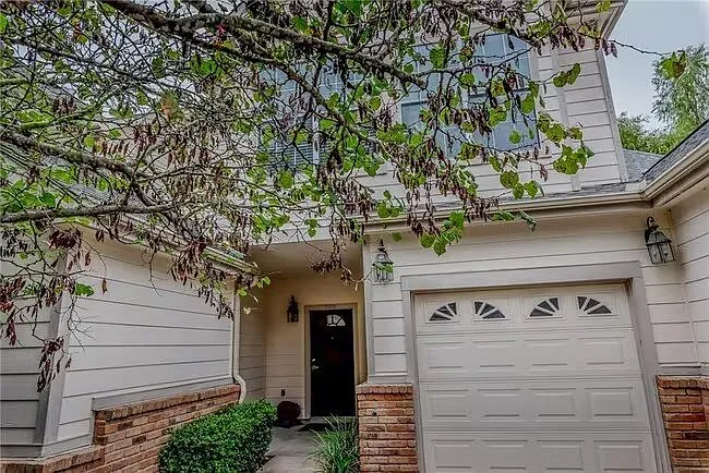 3 bed, 1749 sqft, $2,200 — Photo 2