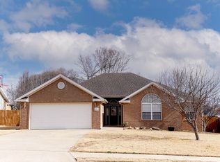 209 Hailey Dr, Centerton, AR 72719