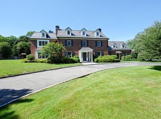 7 Beverly Rd, Purchase, NY 10577