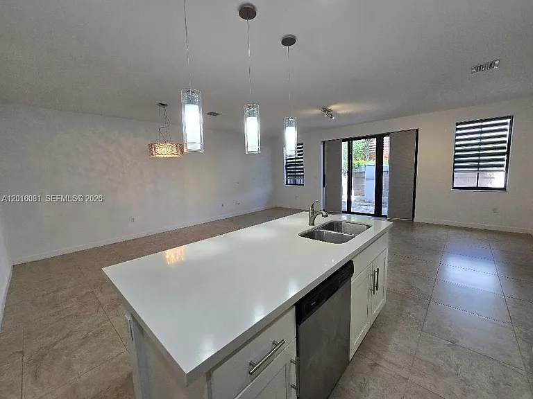 5810 NW 104th Path #5810 — Photo 16