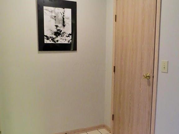 3rd image of 2660 Rolling Oaks Blvd
