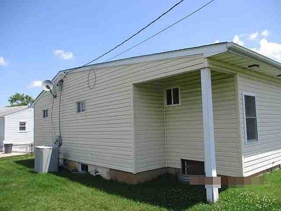 1st image of 800 Barbara Ct