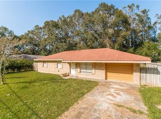 1207 Utah Ave, Bogalusa, LA 70427