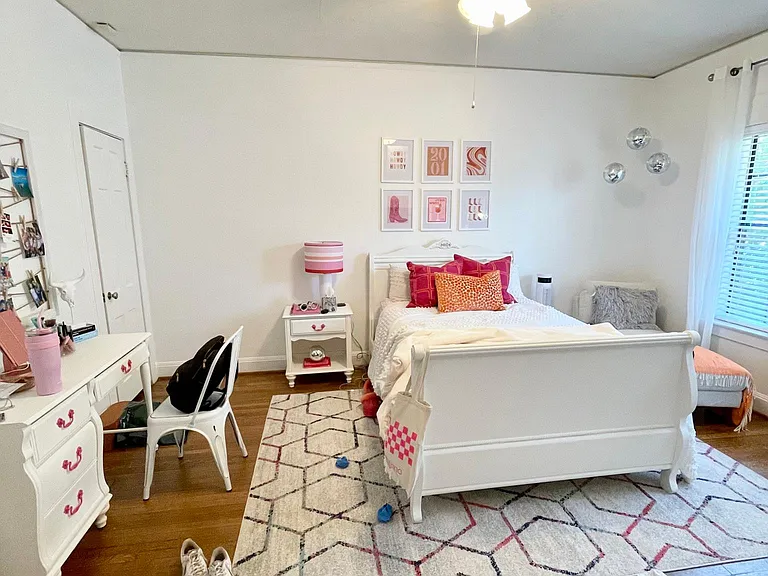 2711 S University Dr — Photo 17