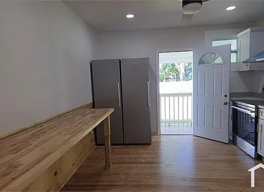 6 bed, 1980 sqft, $1,200 — Photo 2